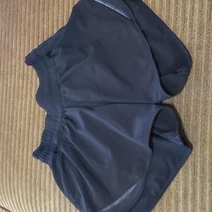 Lululemon short